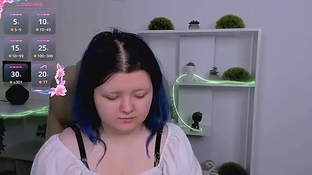 Lunaar  online show from 03/27/26, 06:41