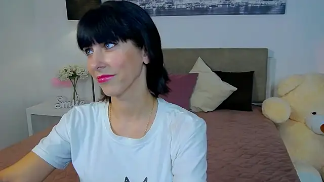 HeidieRaven online show from 04/13/26, 12:32