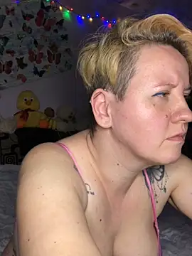 Snapshot of SofiaAmour chatting on 04/07/26, 08:20 SofiaAmour online show from 04/07/26, 08:20