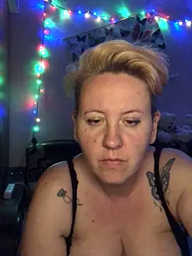 Snapshot of SofiaAmour chatting on 04/17/26, 07:50 SofiaAmour online show from 04/17/26, 07:50