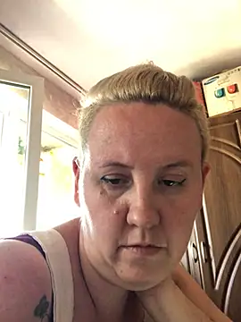 Snapshot of SofiaAmour chatting on 07/20/26, 04:20 SofiaAmour online show from 07/20/26, 04:20