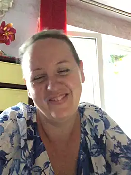 Snapshot of SofiaAmour chatting on 08/03/26, 02:54 SofiaAmour online show from 08/03/26, 02:54