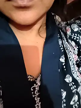 MUSKAN 786786- online show from 02/28/26, 04:19