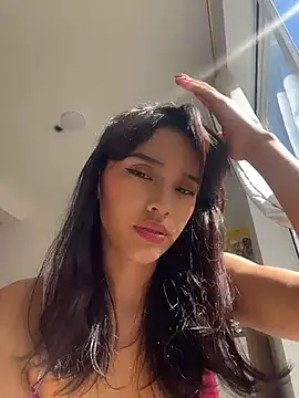 Snapshot of Mia-villalobos chatting on 05/01/26, 02:10 Mia-villalobos online show from 05/01/26, 02:10
