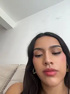 Mia-villalobos online show from 06/24/26, 03:33