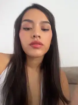 Mia-villalobos online show from 06/28/26, 03:40