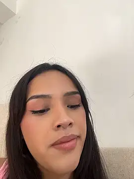 Mia-villalobos online show from 06/30/26, 01:45