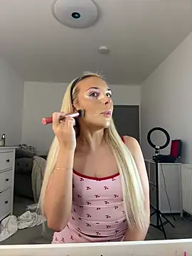 Naughtyblondex online show from 03/17/26, 01:36