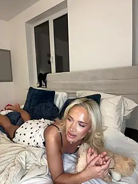 Naughtyblondex online show from 03/20/26, 11:09