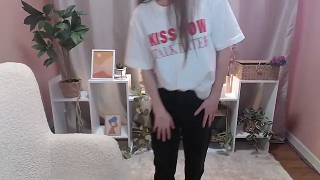 MistyBree online show from 03/12/26, 09:26