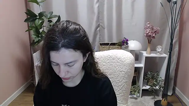 MistyBree online show from 04/03/26, 08:12