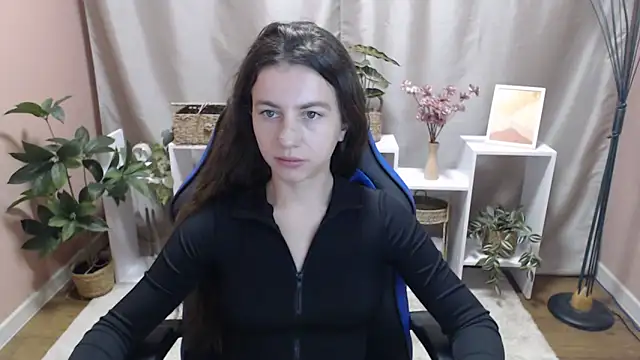 MistyBree online show from 04/27/26, 08:45