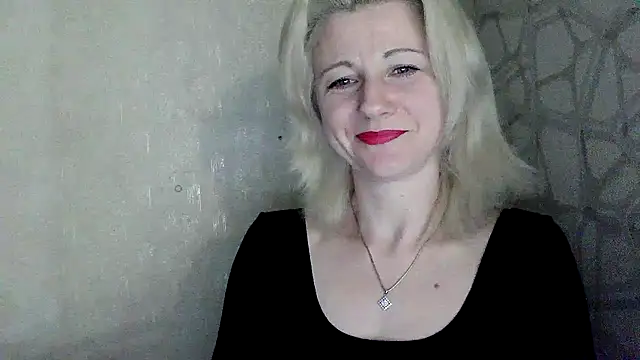 Katerina-Kissa online show from 04/17/26, 06:44