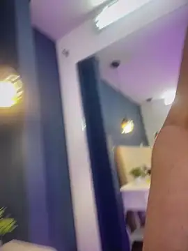 Jadee 01 online show from 04/15/26, 11:27