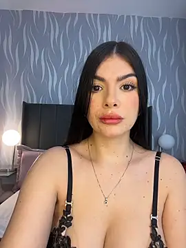 ManuelaOcampo online show from 03/07/26, 07:11