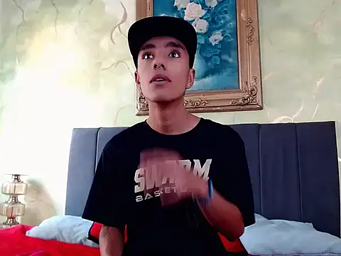 Snapshot of abraham_xo chatting on 03/05/26, 01:07 abraham xo online show from 03/05/26, 01:07