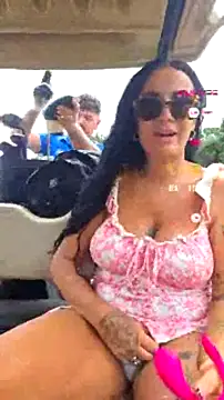 Snapshot of WifeWithPermission chatting on 07/27/26, 10:55 WifeWithPermission online show from 07/27/26, 10:55
