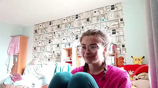 JInaMillsap online show from 04/16/26, 08:04