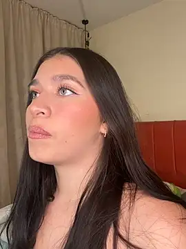 Caandace online show from 04/17/26, 07:39