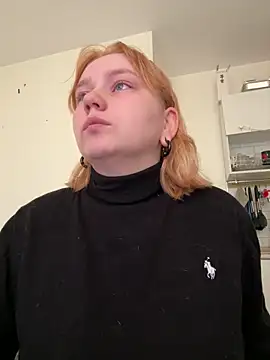 soft focus online show from 04/23/26, 04:46