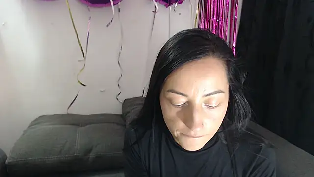 Meeegan lov online show from 07/26/26, 04:31