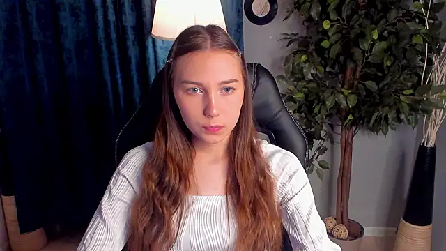 OliviaLang online show from 03/30/26, 11:11