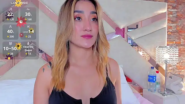 lucy davies online show from 06/30/26, 12:06
