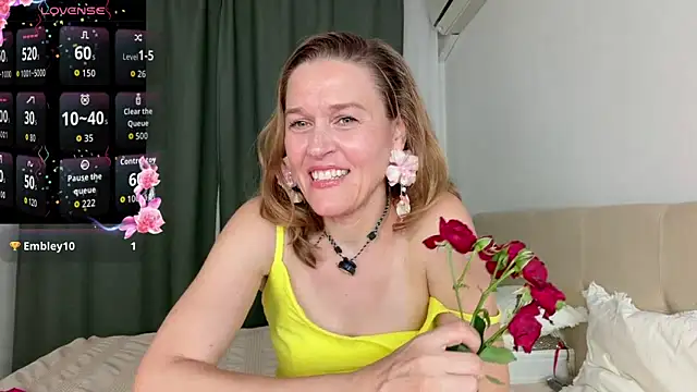 Snapshot of Lizacams chatting on 06/11/26, 04:49 Lizacams online show from 06/11/26, 04:49