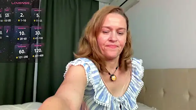 Snapshot of Lizacams chatting on 06/28/26, 05:08 Lizacams online show from 06/28/26, 05:08