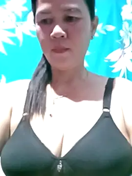 sweet lyn2025 online show from 04/11/26, 12:09