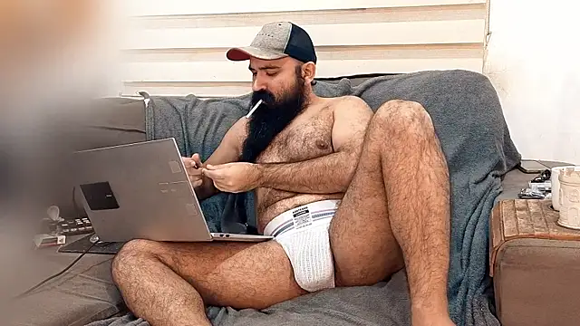 Snapshot of Barba_Negra_Fumador chatting on 06/17/26, 07:04 Barba Negra Fumador online show from 06/17/26, 07:04