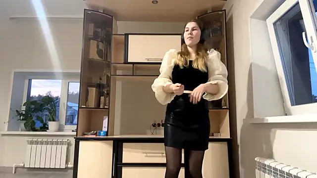 JoanieMochel online show from 03/04/26, 02:23