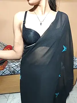 Glow Queen online show from 03/23/26, 06:01