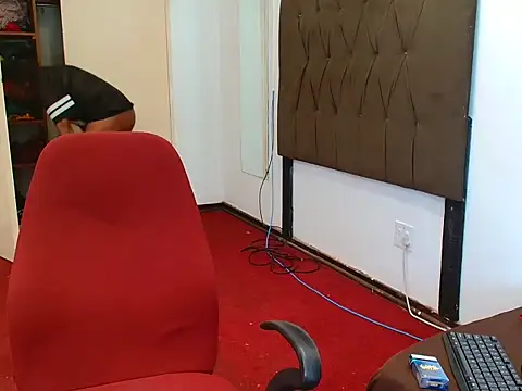 SpicyKittyxxx online show from 03/16/26, 06:17