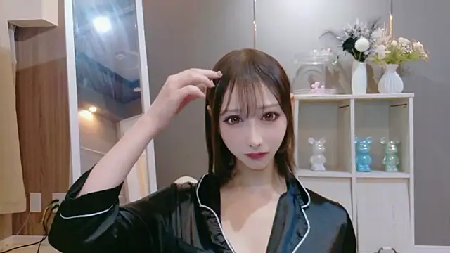 Snapshot of Asuka_H_xxx chatting on 04/25/26, 12:19 Asuka H xxx online show from 04/25/26, 12:19