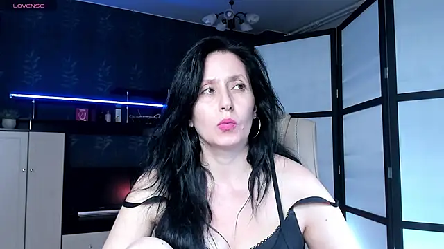 Lucky Milf online show from 07/07/26, 08:13