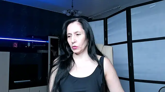 Lucky Milf online show from 07/09/26, 02:21