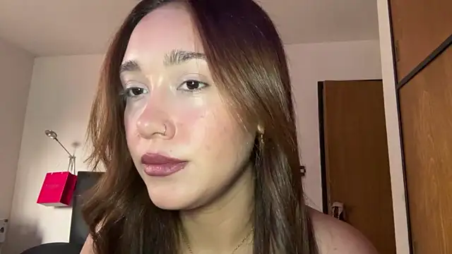 ariadnax0 online show from 03/03/26, 05:52