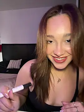 ariadnax0 online show from 03/05/26, 06:37