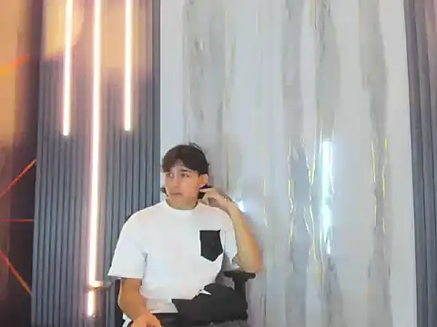 monky 0002 online show from 06/24/26, 01:04