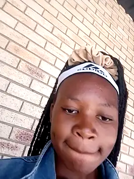 Snapshot of LillyXO2 chatting on 03/08/26, 11:14 LillyXO2 online show from 03/08/26, 11:14