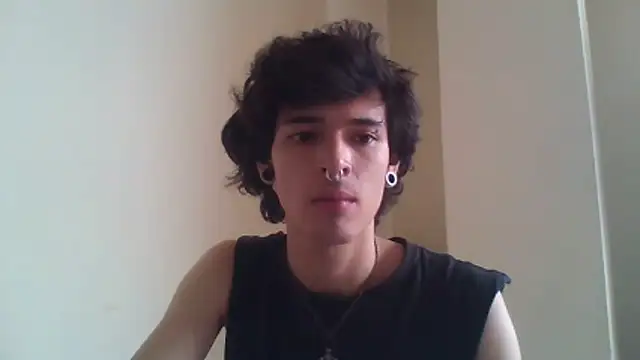 Moonandzukko online show from 05/25/26, 07:53