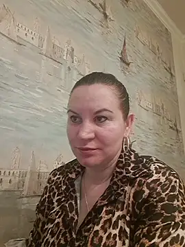 LaraHarper online show from 04/04/26, 09:23