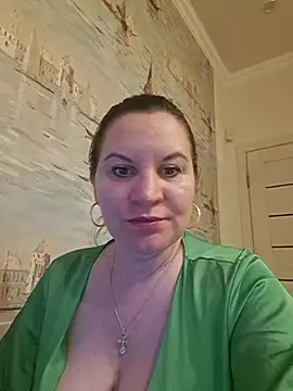 LaraHarper online show from 04/13/26, 09:09