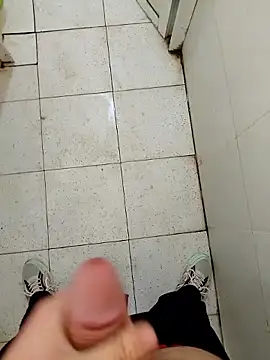 dzniyaak online show from 03/26/26, 02:00