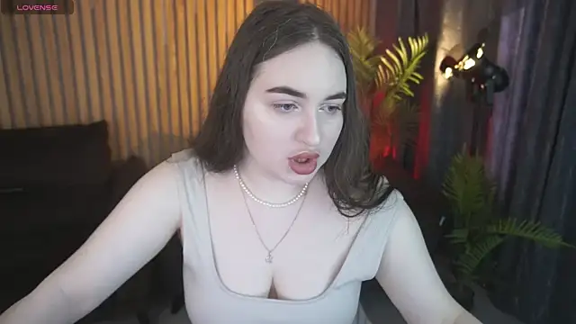 RapunzelAngel online show from 05/11/26, 05:46
