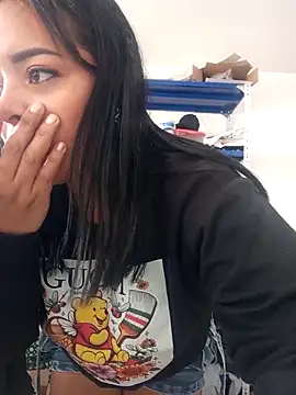 Babyfull lips online show from 03/18/26, 08:12