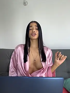 Bella Smithe online show from 04/10/26, 02:22