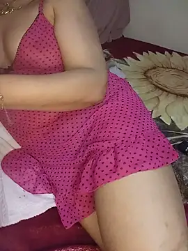 Snapshot of Hayat-zahri chatting on 06/14/26, 02:46 Hayat-zahri online show from 06/14/26, 02:46