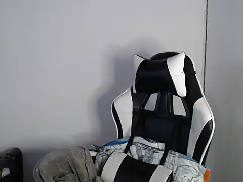 KathLovee online show from 06/13/26, 12:47